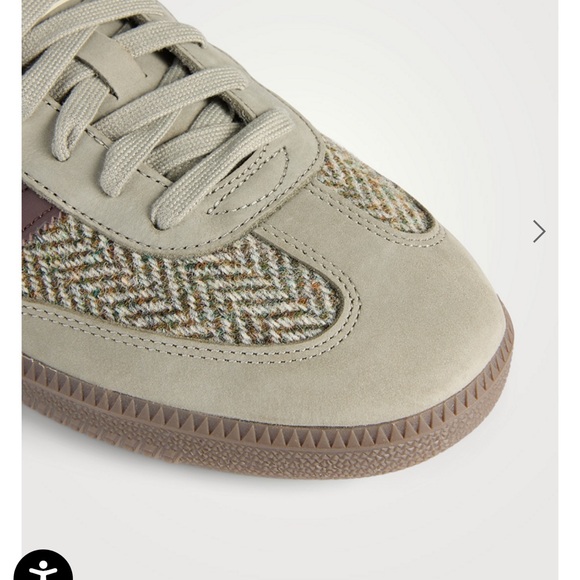 NIB Tweed Adidias Samba - Picture 3 of 4